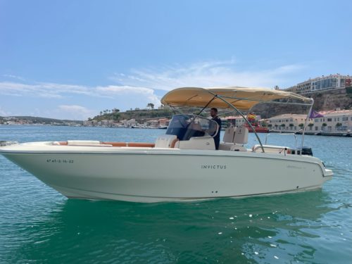 2022 Invictus FX270 used boat for sale in Menorca