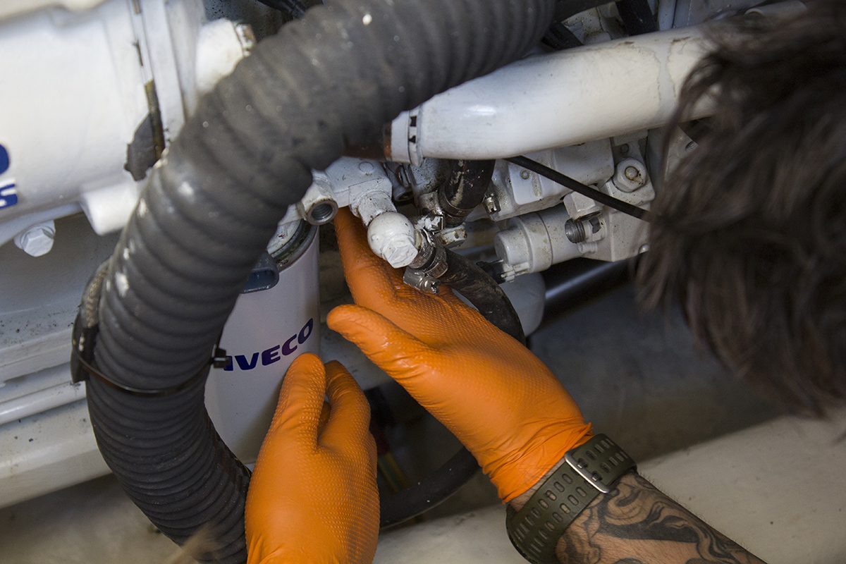 Boat maintenance in Menorca